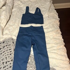 Athleta Deep Blue Ribbed Workout Set